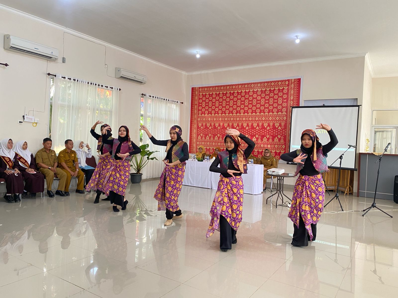 WhatsApp Image 2024-02-27 at 08.09.15 (2)